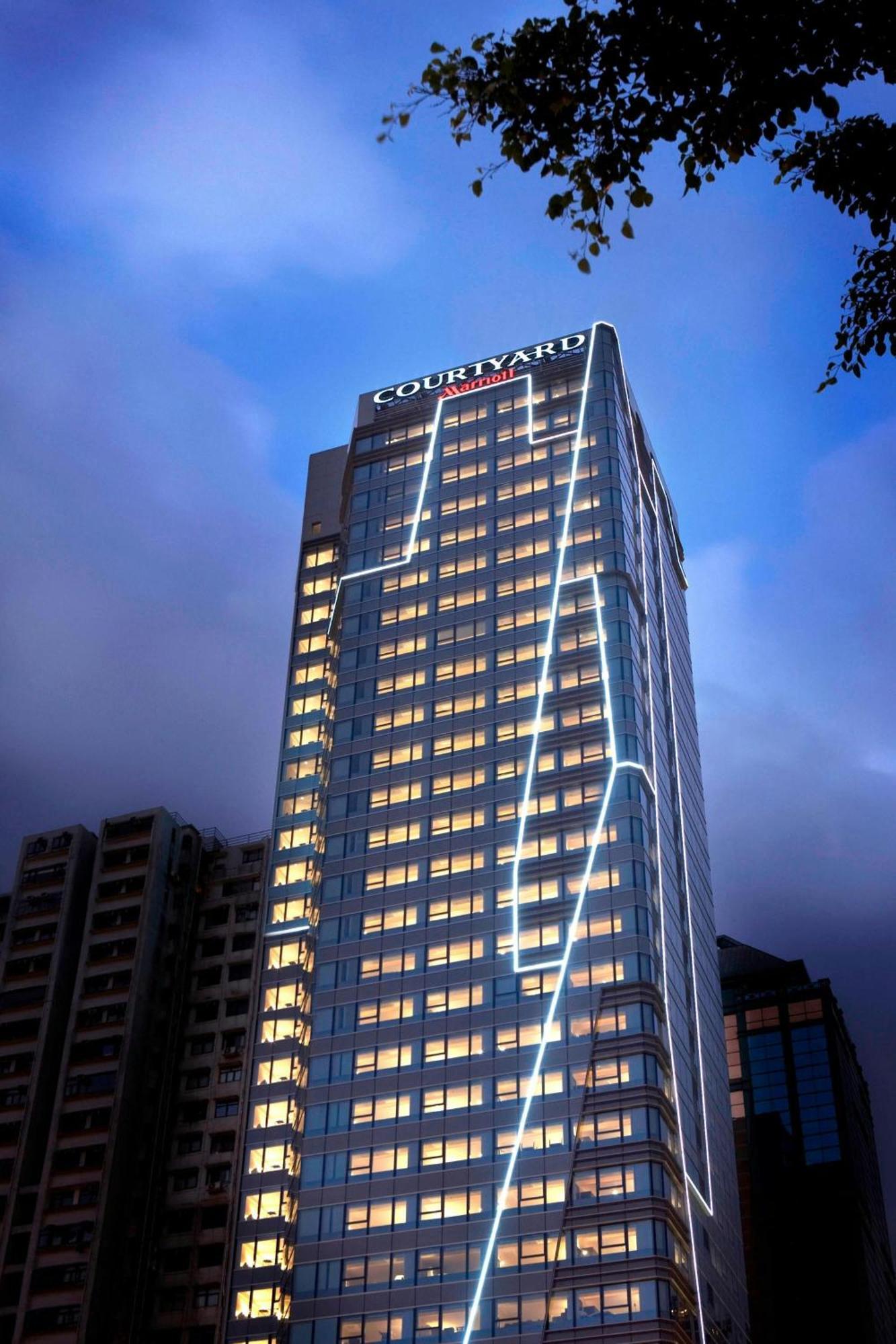 Courtyard By Marriott Hotel 4*